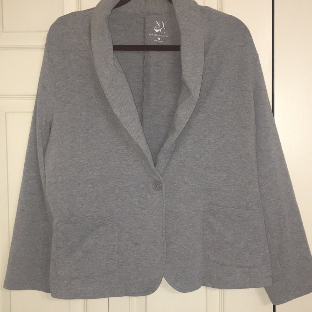 Gray stretchy blazer